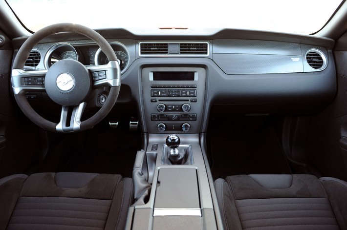2012-ford-mustang-boss-302-interior